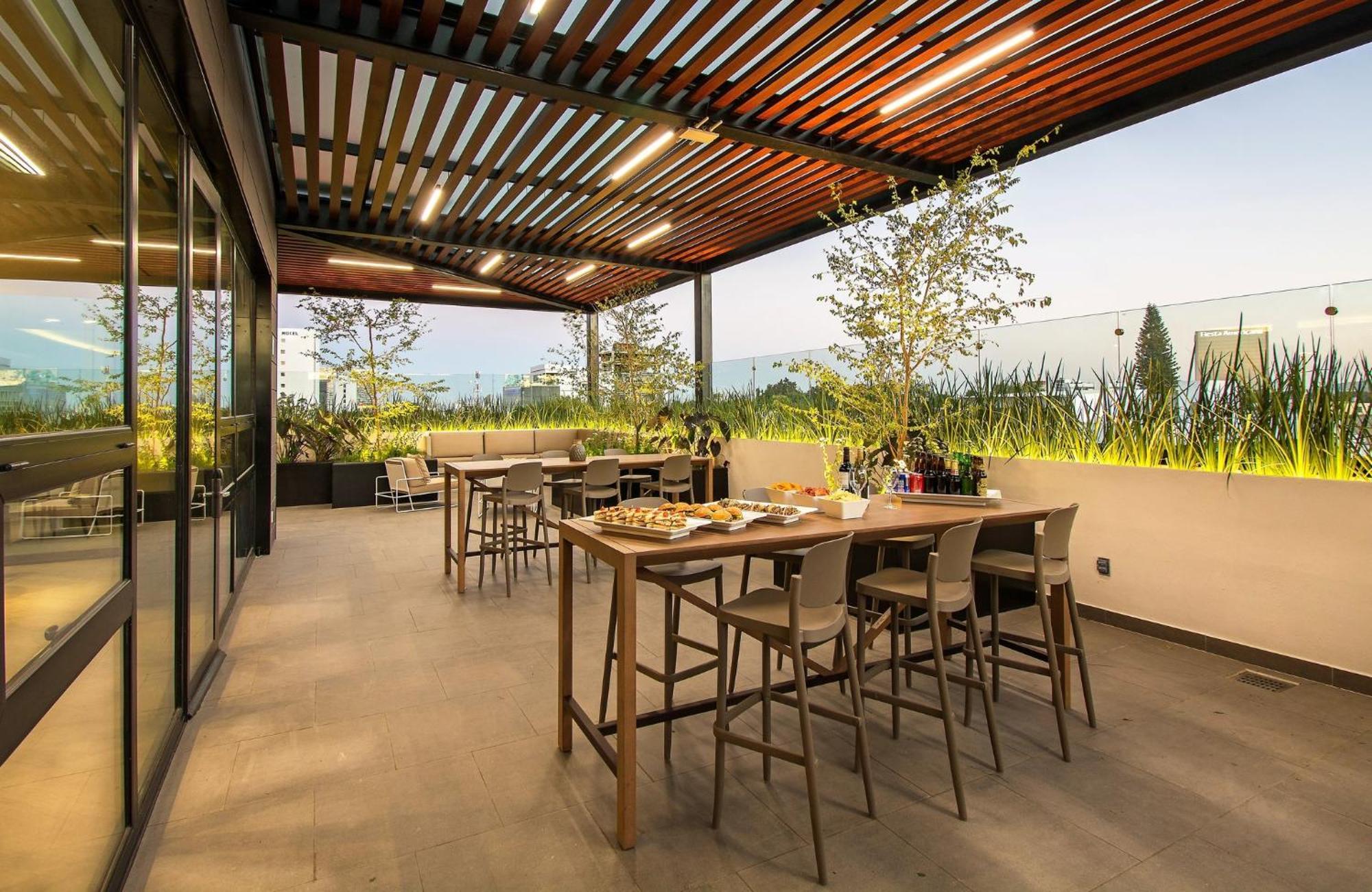 Staybridge Suites - Guadalajara Novena By Ihg Eksteriør bilde